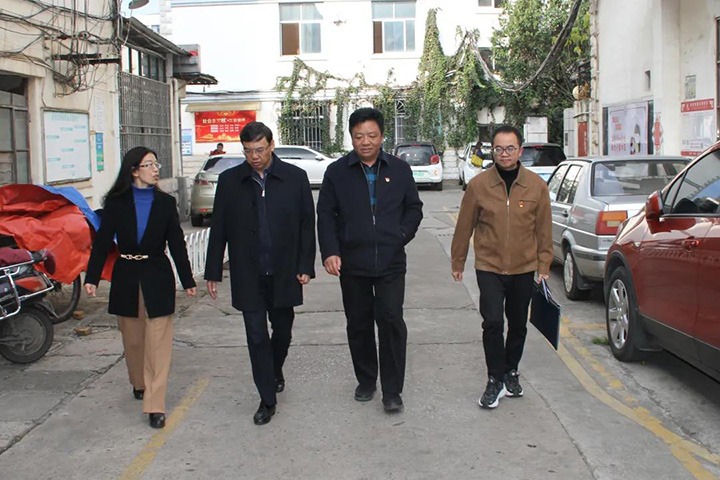 云煤（云顶国际）集团党委副书记、总经理高建嵩到恒通煤业公司发展春节送温暖慰问活动