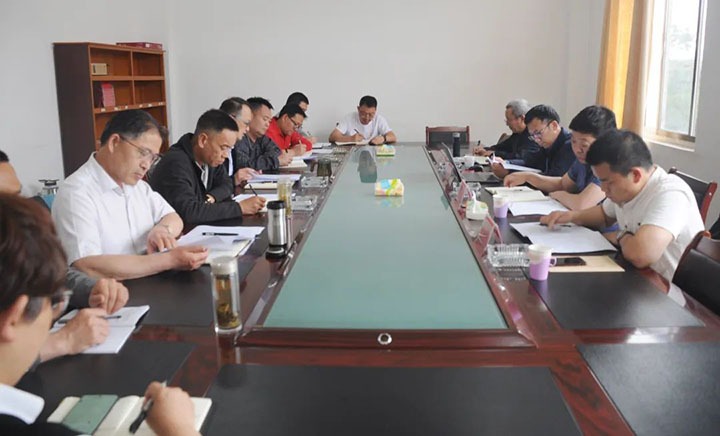 云煤（云顶国际）集团总经理助理、鼎新办主任陈家昆一行到陆东煤矿公司发展深入国企鼎新三年行动专项督导