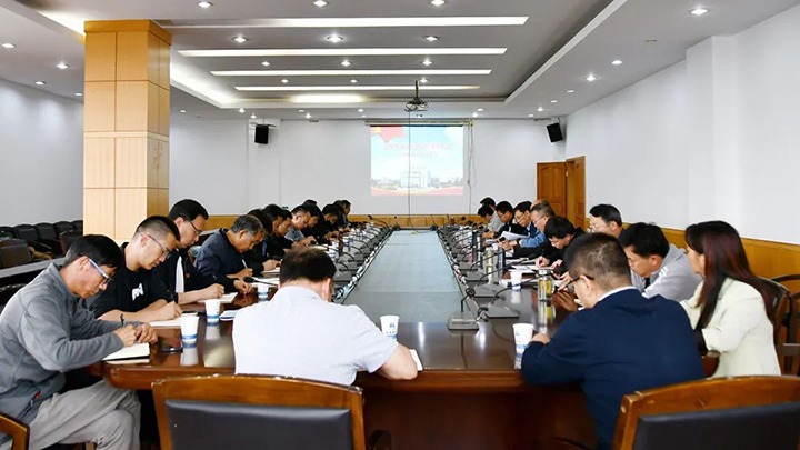 云煤（云顶国际）集团党委第二工作组列席旁听云维集团党委理论进建中心组进建