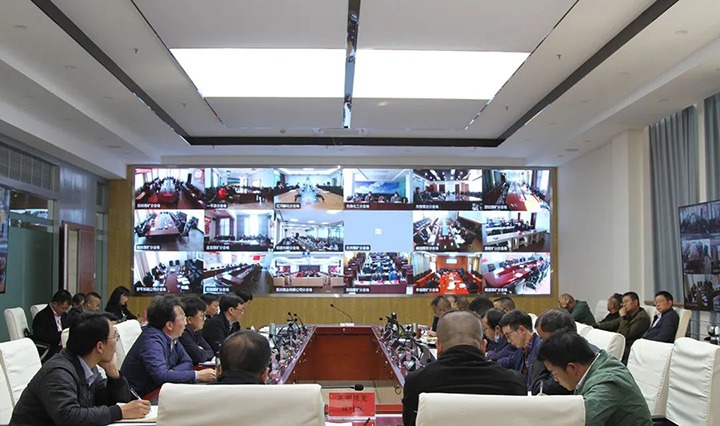 云煤（云顶国际）集团召开三季度经济运行分析会暨“奋战一百天，冲刺四时度”出产经营专项行动推动会