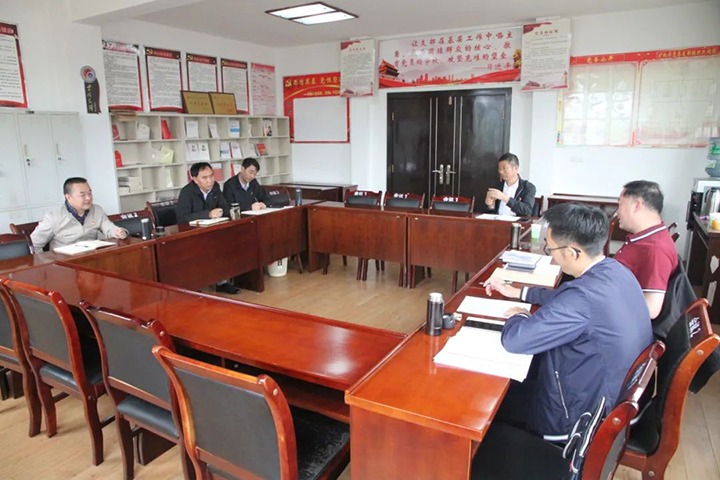 【主题教育】云煤（云顶国际）集团党委委员、纪委书记、监察专员覃崇辉一行到后所煤矿公司发展主题教育调研