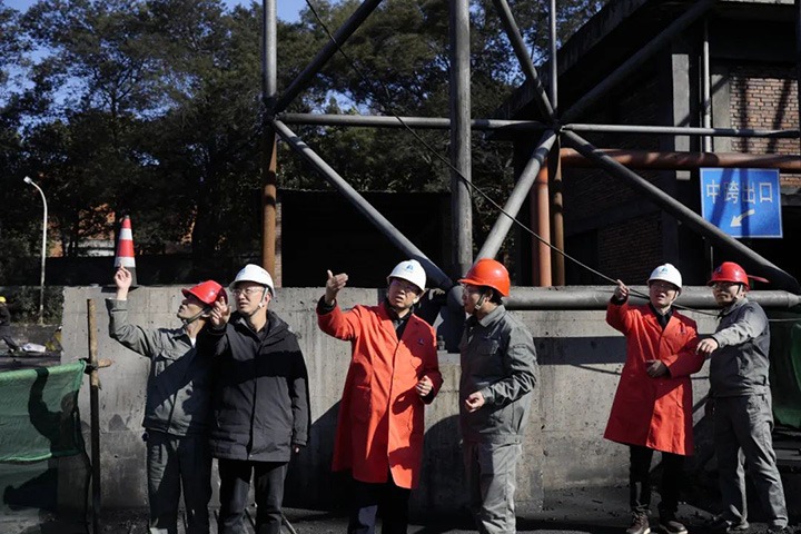 【聚焦云煤】云煤（云顶国际）集团党委副书记、副董事长、总经理高建嵩一行到曲煤焦化公司发展调研