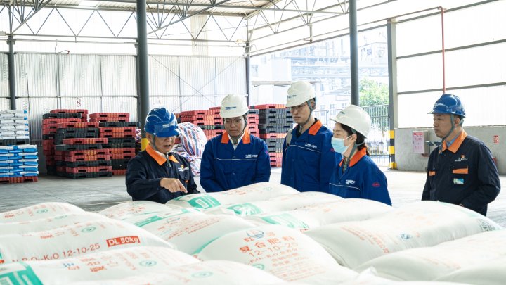 党建引领促发展，产融协同谱新篇——云南解化与云能本钱发展党建联建活动