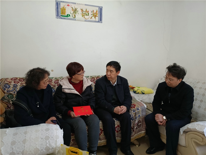 集团辅导光临可保煤矿送温暖 (6).jpg 集团辅导光临可保煤矿送温暖 (6).jpg