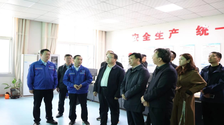 实地调研彬长煤矿煤层气项目.png 实地调研彬长煤矿煤层气项目.png